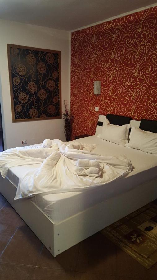Appartamento Garsoniera Ioana Bucarest Esterno foto